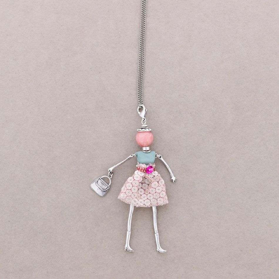 LONG PENDANT NECKLACE DOLL