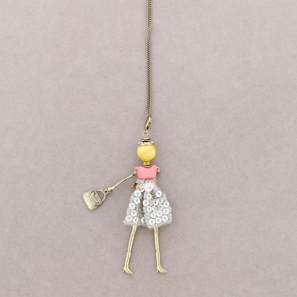 LONG PENDANT NECKLACE DOLL