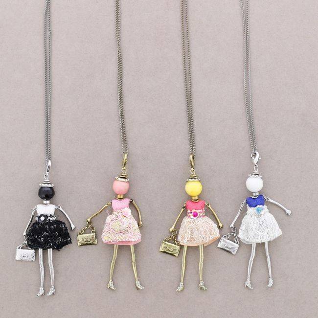 COLLAR LARGO COLG. MUÑECA