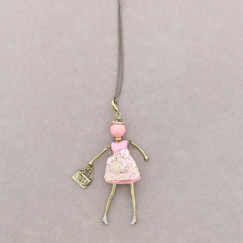 LONG PENDANT NECKLACE DOLL