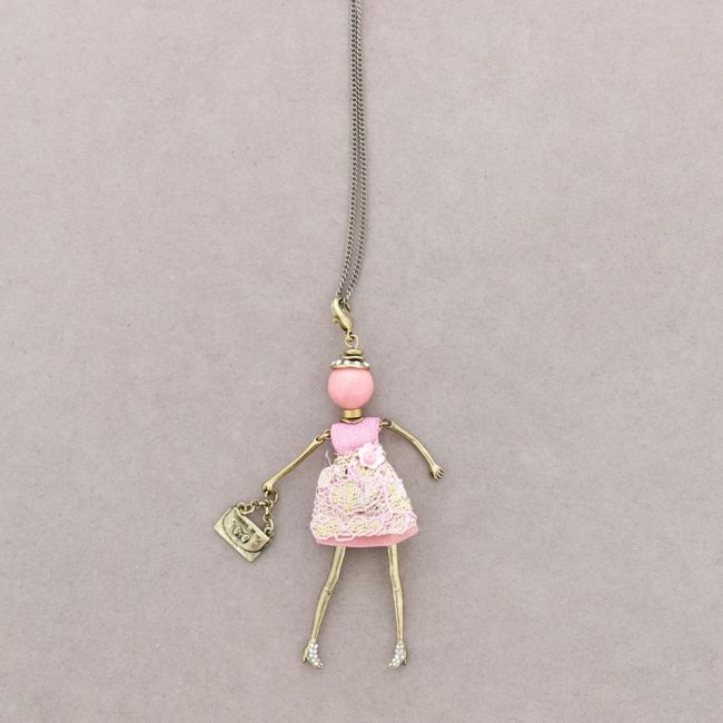 LONG PENDANT NECKLACE DOLL