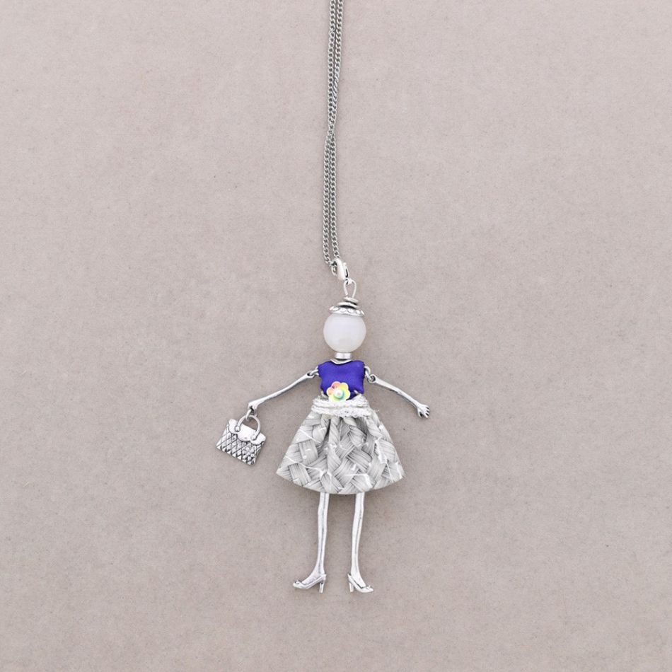 LONG PENDANT NECKLACE DOLL