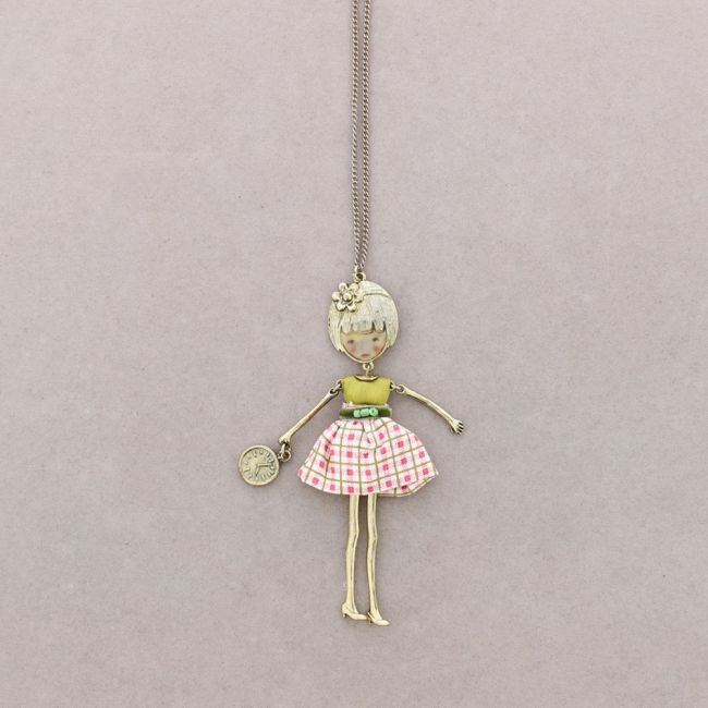 LONG PENDANT NECKLACE DOLL