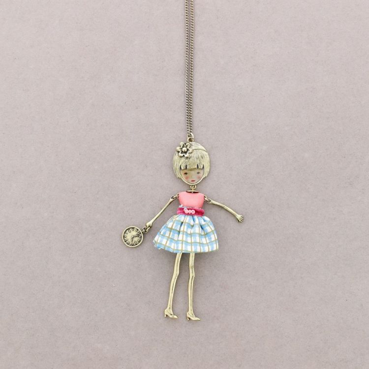 LONG PENDANT NECKLACE DOLL