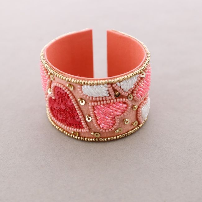 PULSERA AJUSTABLE CORAZONES ABALORIOS