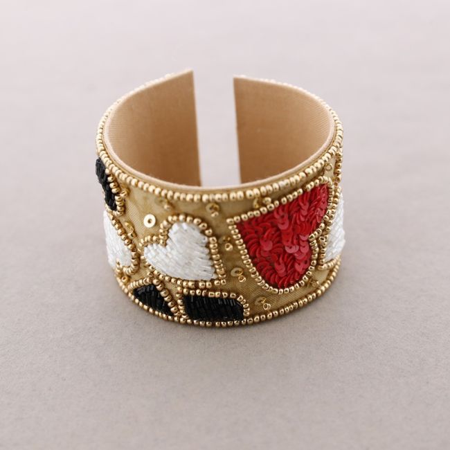 PULSERA AJUSTABLE CORAZONES ABALORIOS