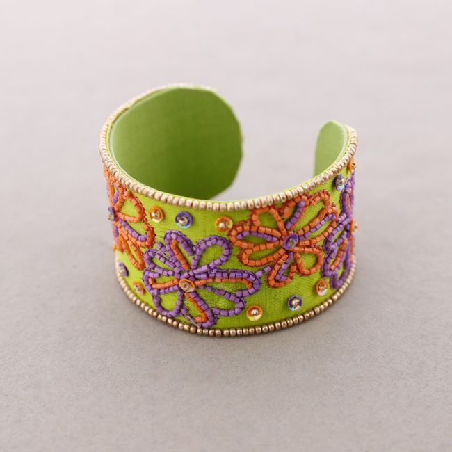 PULSERA ÉTNICA AJUSTABLE FLORES ABALORIOS