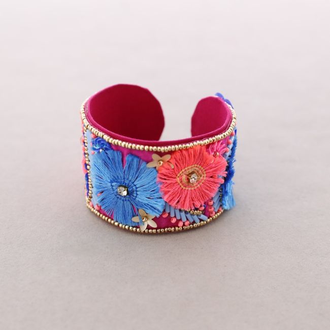 PULSERA ÉTNICA AJUSTABLE FLORES FLECOS