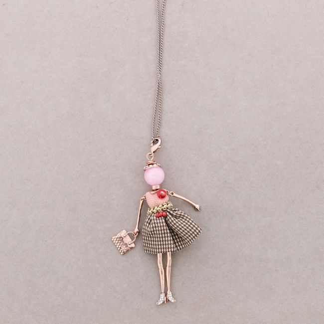 LONG PENDANT NECKLACE DOLL