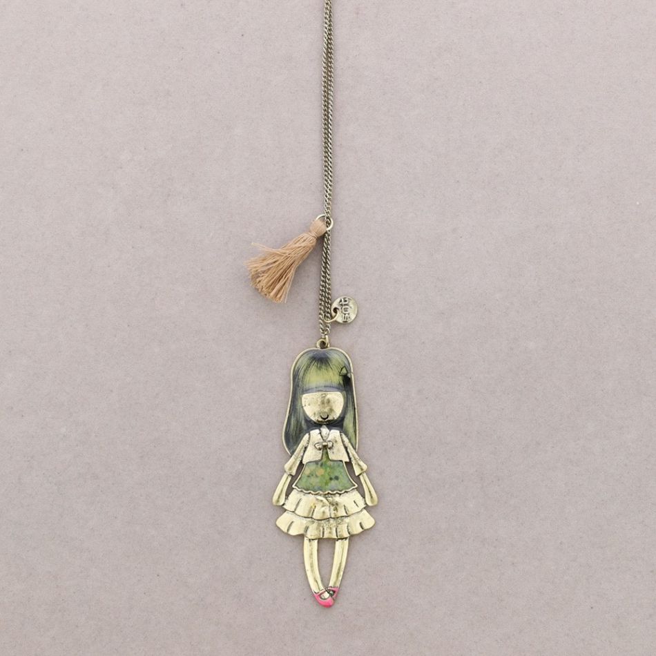 DOLL PENDANT LONG NECKLACE