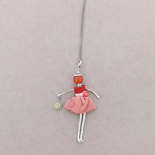 LONG PENDANT NECKLACE DOLL
