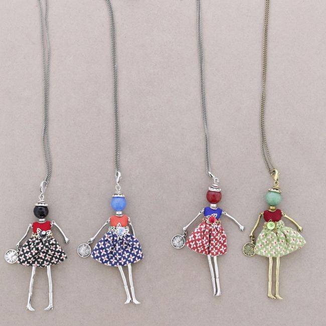 COLLAR LARGO COLG. MUÑECA