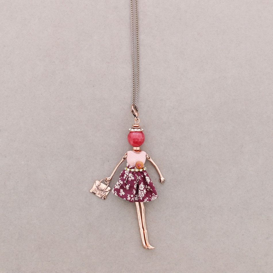 LONG PENDANT NECKLACE DOLL
