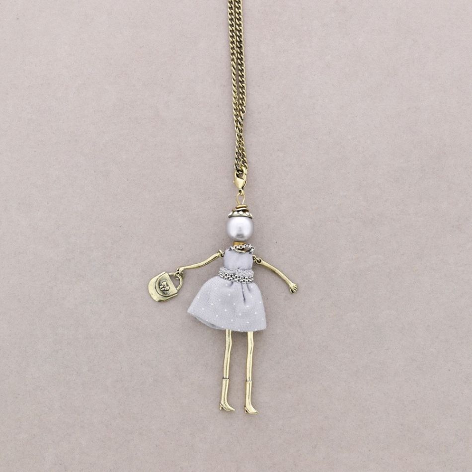 LONG NECKLACE DOLL PENDANT