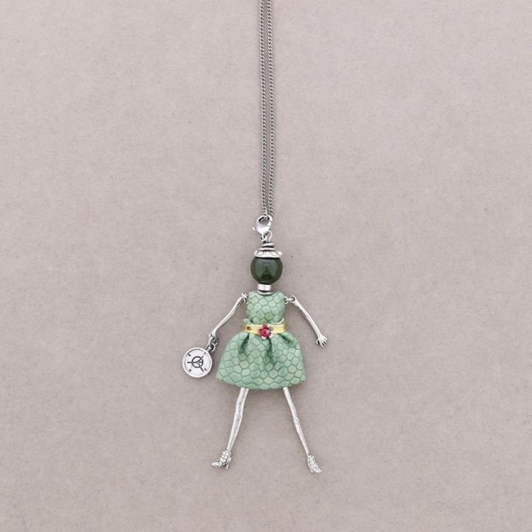 LONG PENDANT NECKLACE DOLL