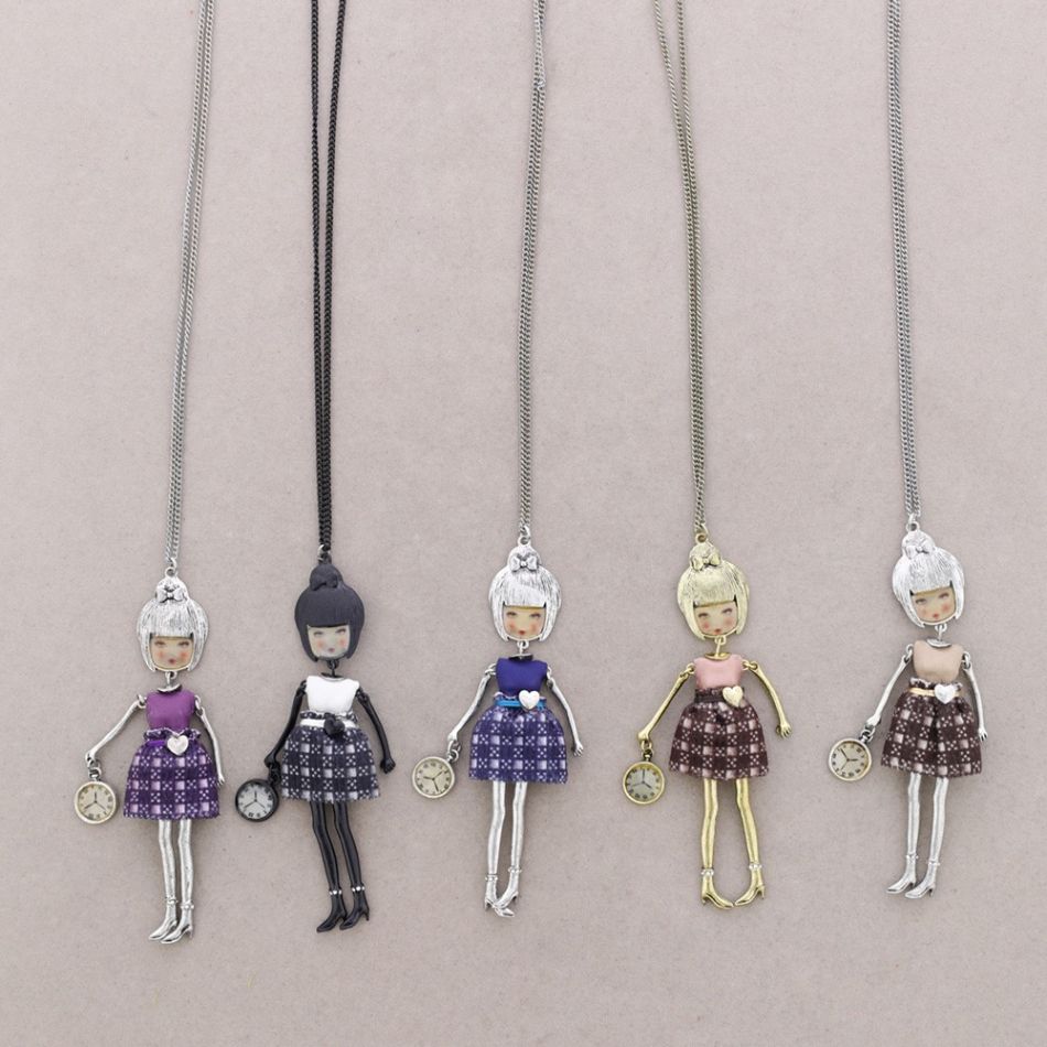 COLLAR LARGO COLG. MUÑECA CARINA