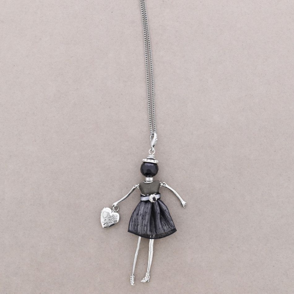 LONG PENDANT NECKLACE DOLL