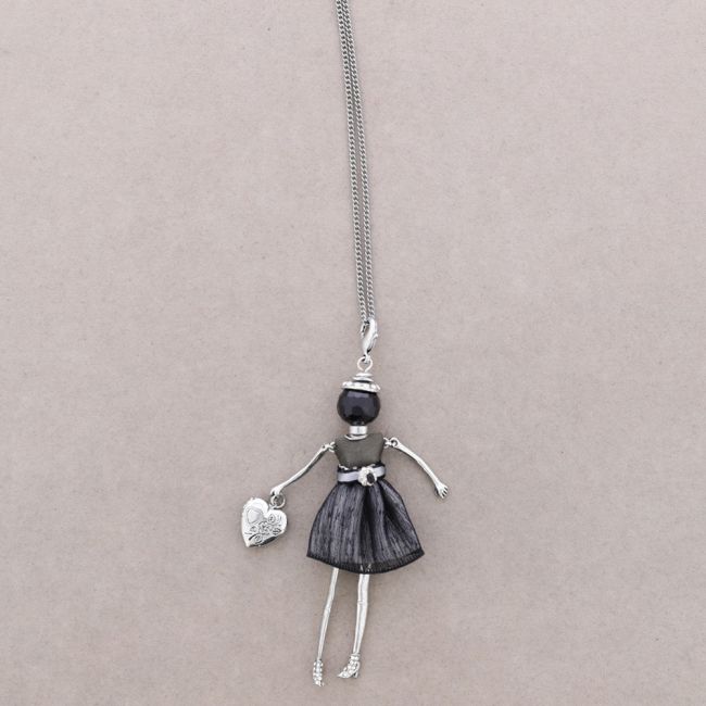 LONG PENDANT NECKLACE DOLL
