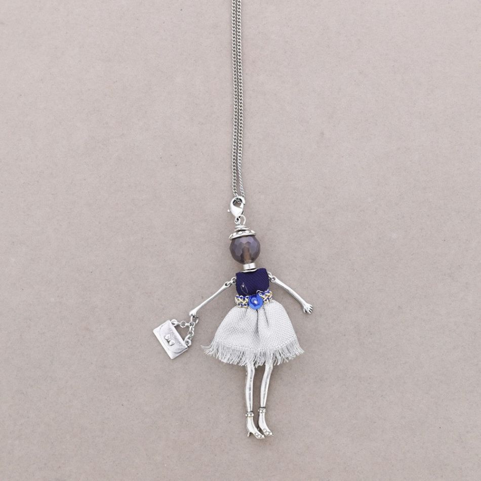 LONG PENDANT NECKLACE DOLL