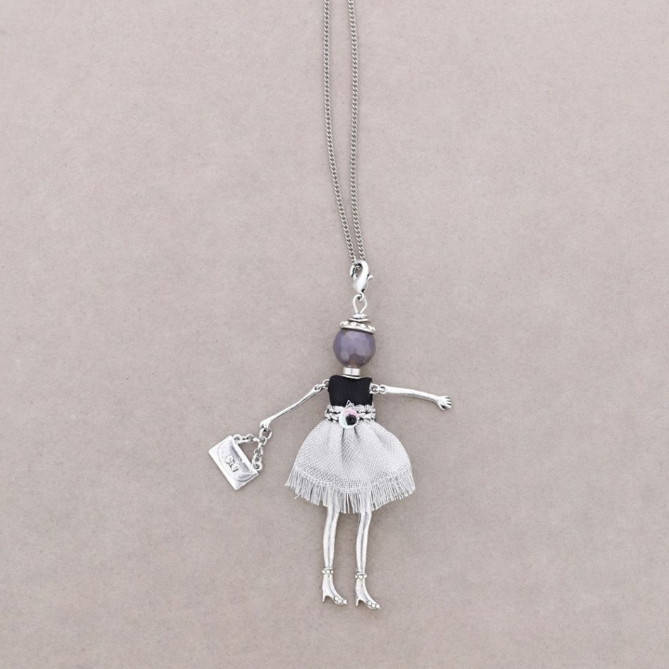 LONG PENDANT NECKLACE DOLL