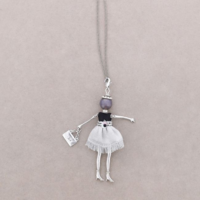 LONG PENDANT NECKLACE DOLL