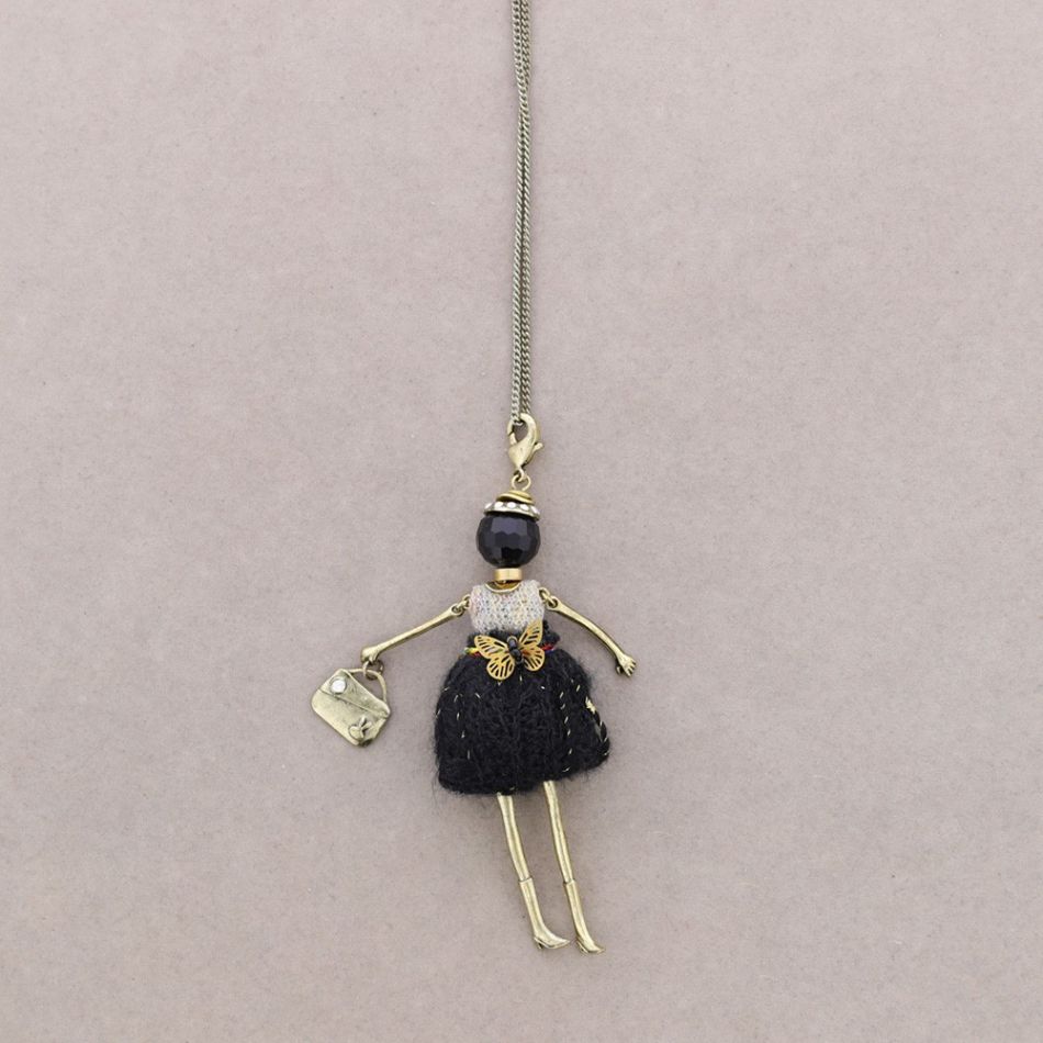 LONG PENDANT NECKLACE DOLL