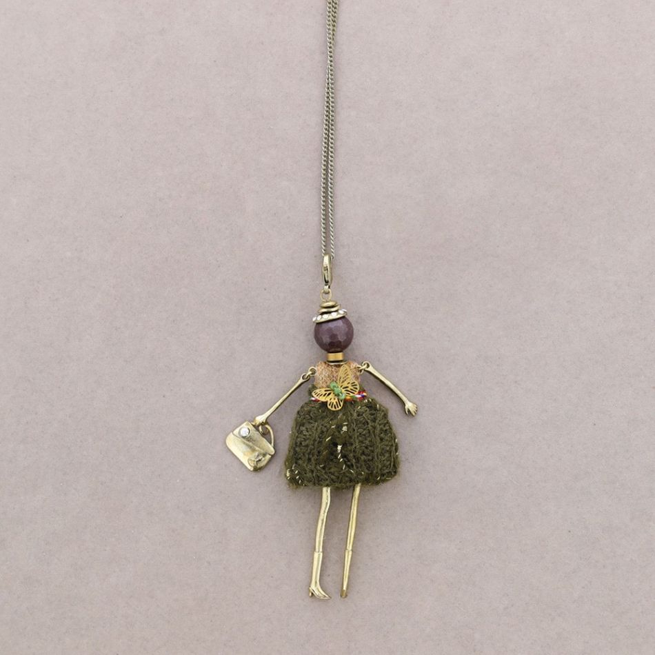 LONG PENDANT NECKLACE DOLL