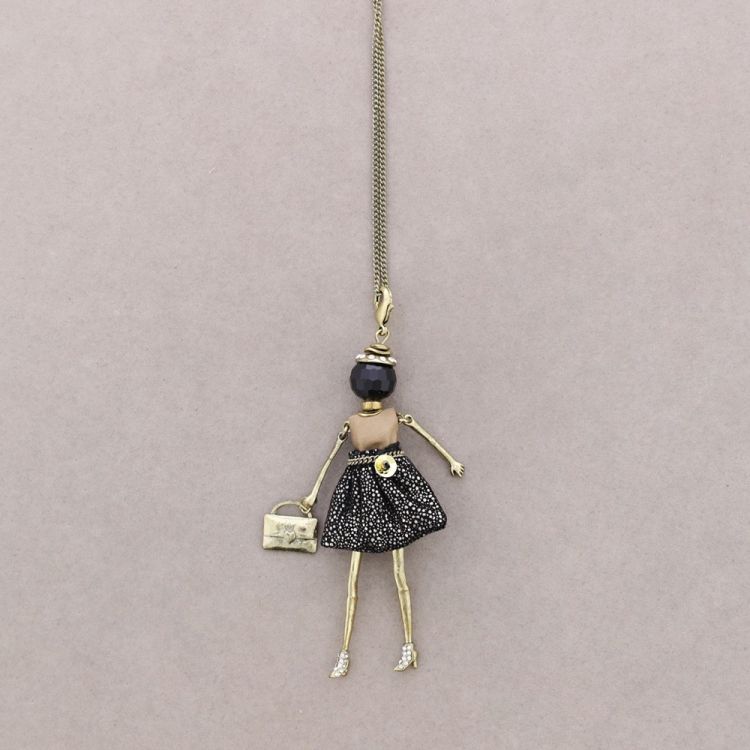 LONG PENDANT NECKLACE DOLL