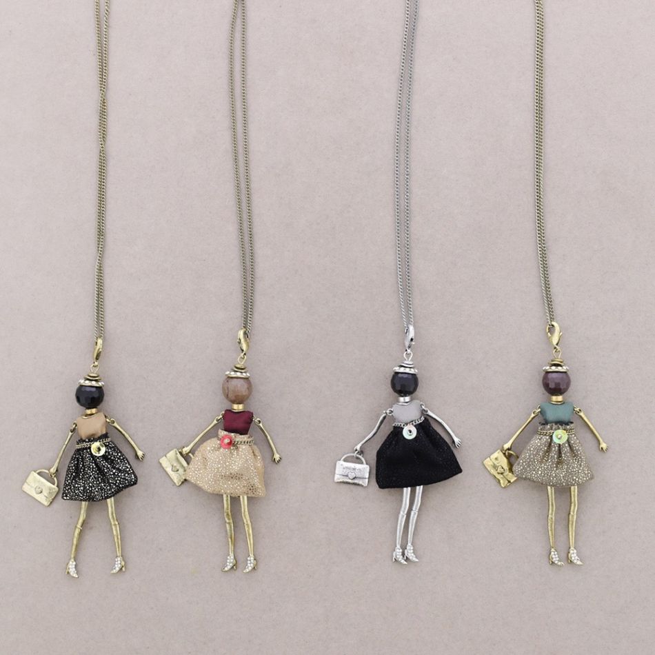 COLLAR LARGO COLG. MUÑECA