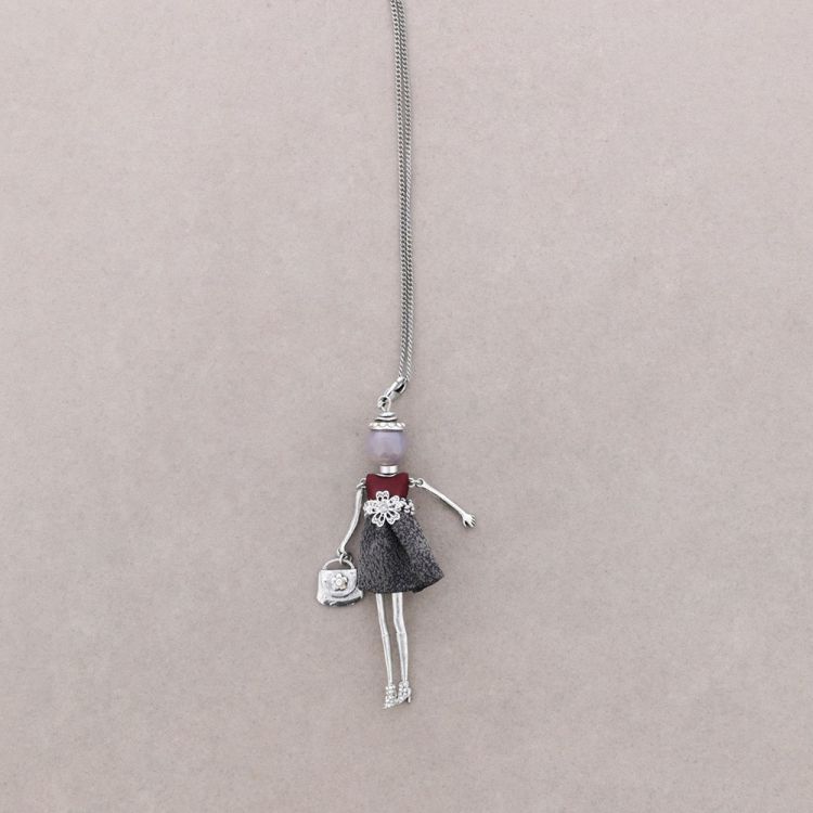 LONG PENDANT NECKLACE DOLL 2