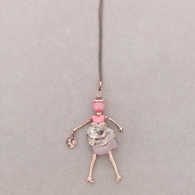 LONG PENDANT NECKLACE DOLL