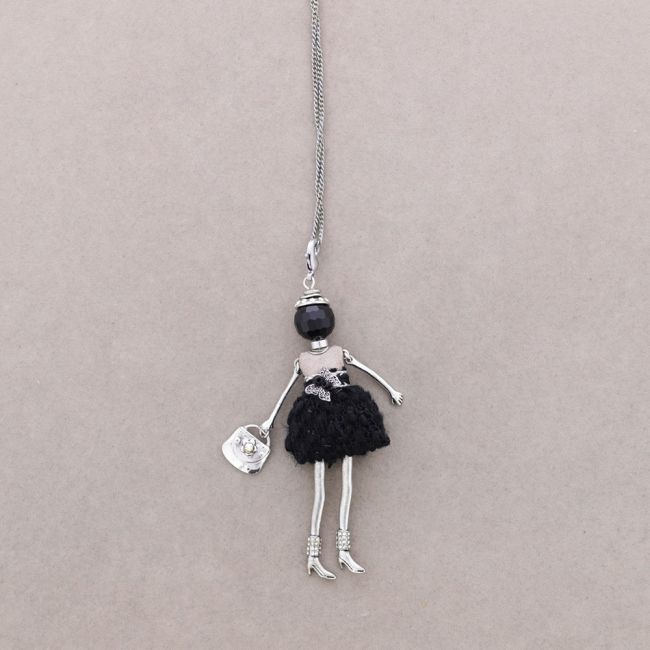 LONG PENDANT NECKLACE DOLL