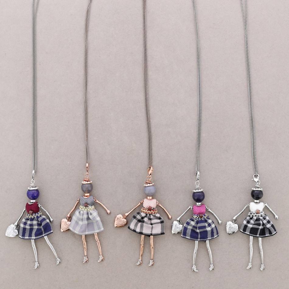 LONG PENDANT NECKLACE DOLL