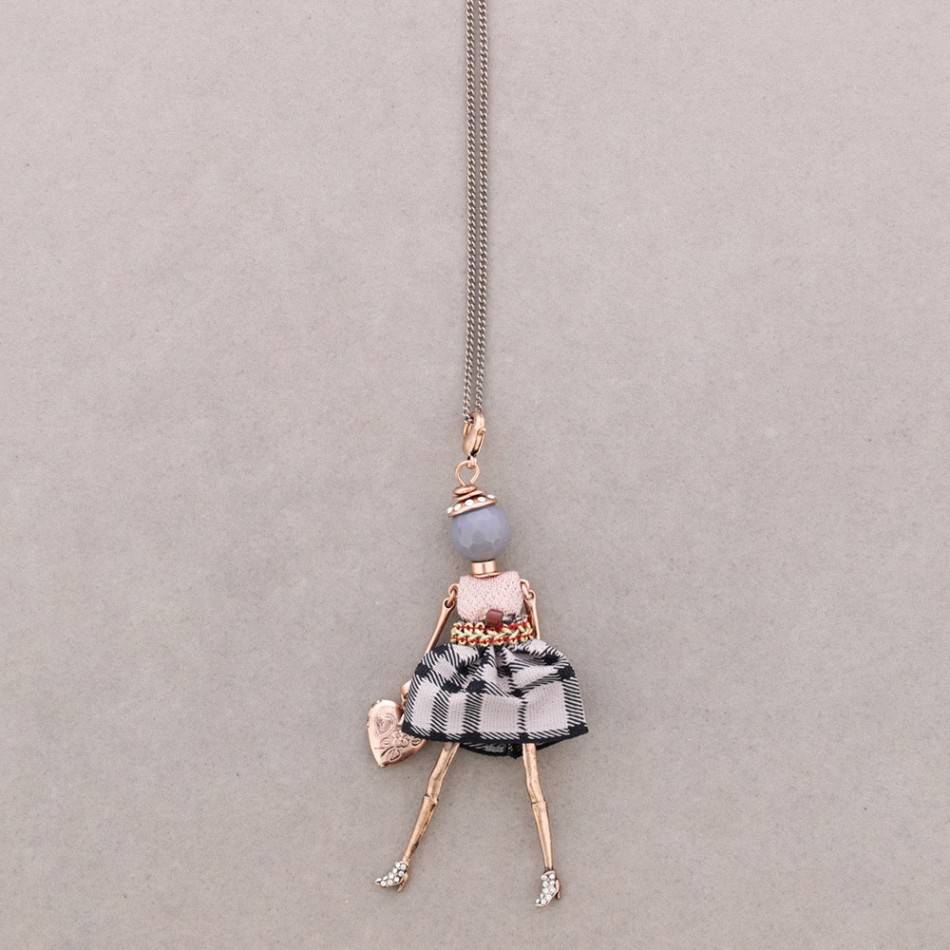 LONG PENDANT NECKLACE DOLL