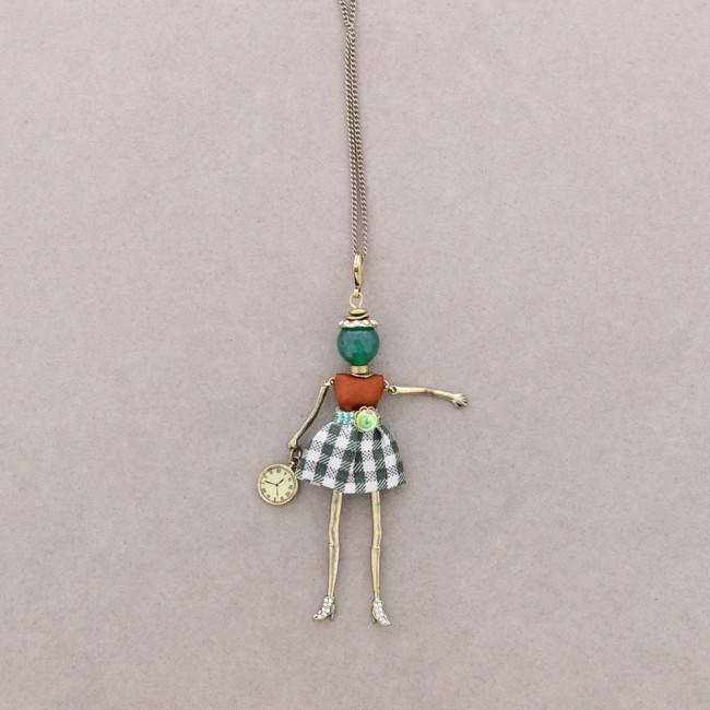 LONG PENDANT NECKLACE DOLL