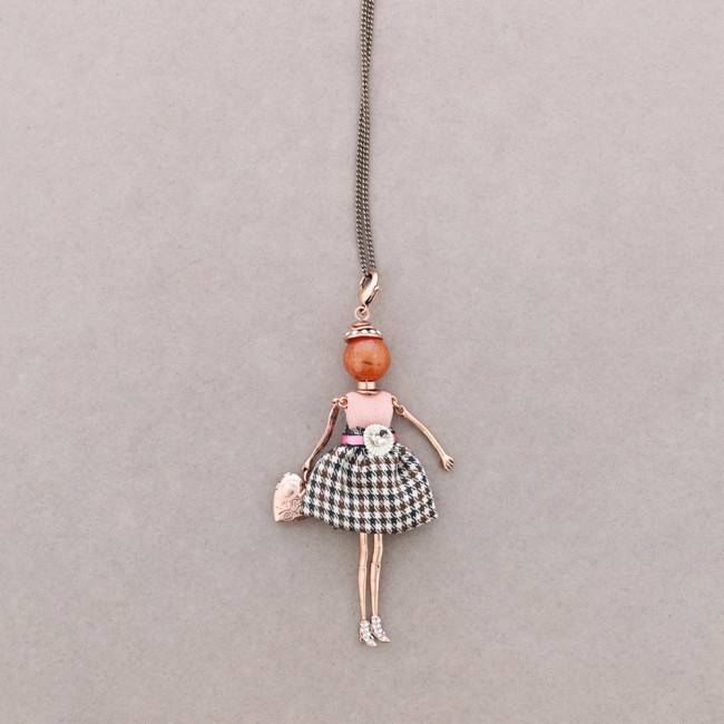 LONG PENDANT NECKLACE DOLL