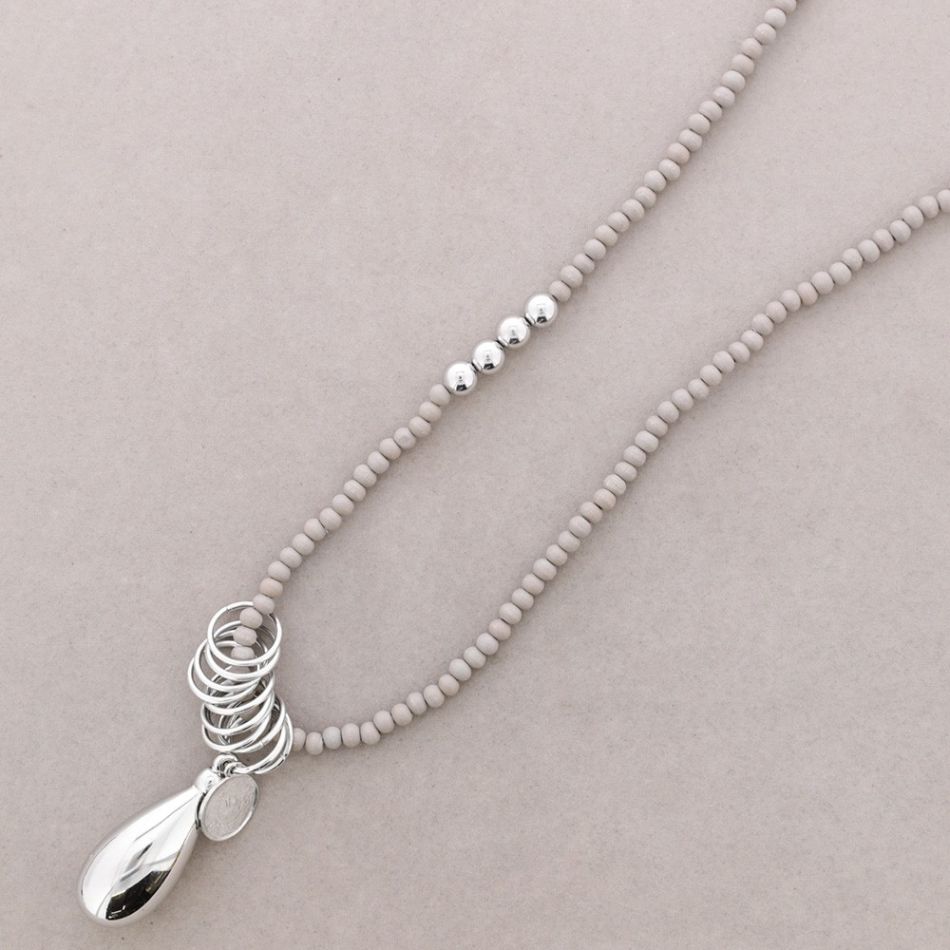 LONG NECKLACE WITH WOODEN BEADS NECKLACE METAL
