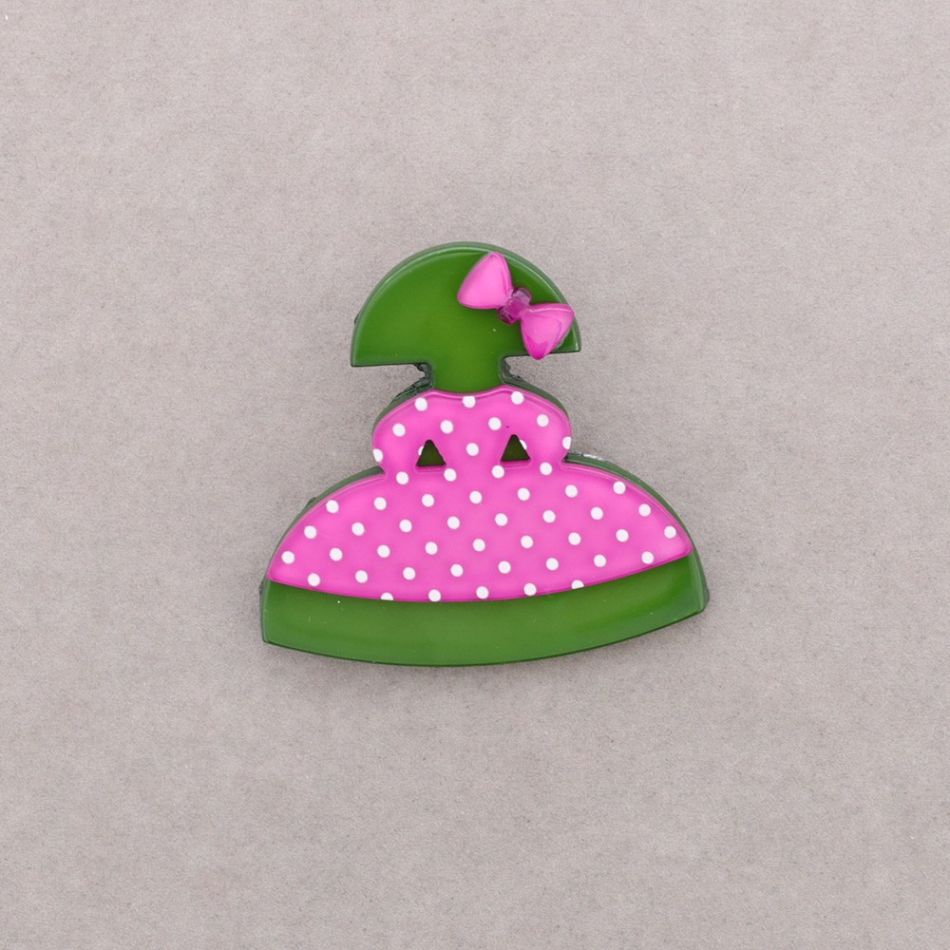 RESIN MENINA BROOCH
