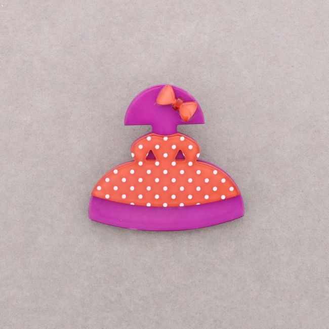 RESIN MENINA BROOCH