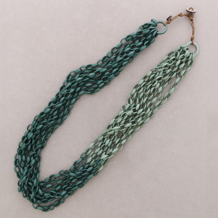 LONG RESIN LINK NECKLACE