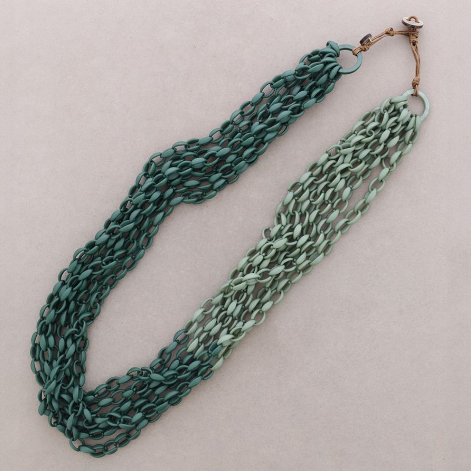 LONG RESIN LINK NECKLACE
