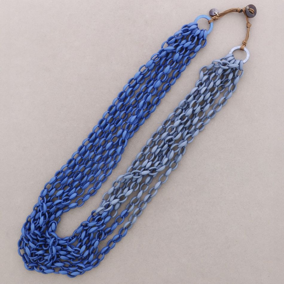 LONG RESIN LINK NECKLACE