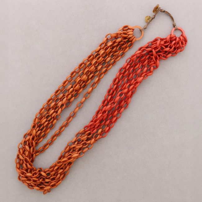 COLLAR LARGO ESLABONES RESINA
