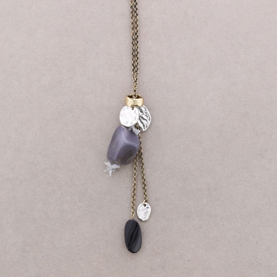 LONG NECKLACE WITH BEADS