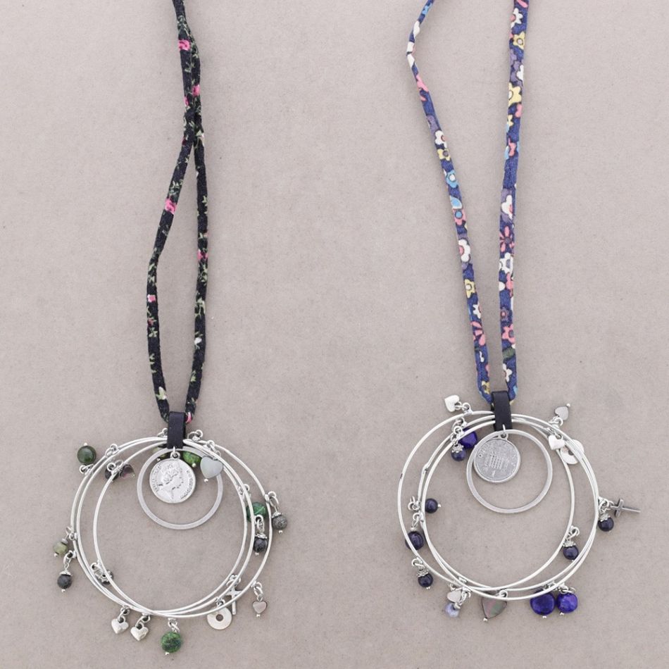 COLLAR LARGO TELA CUENTAS METAL