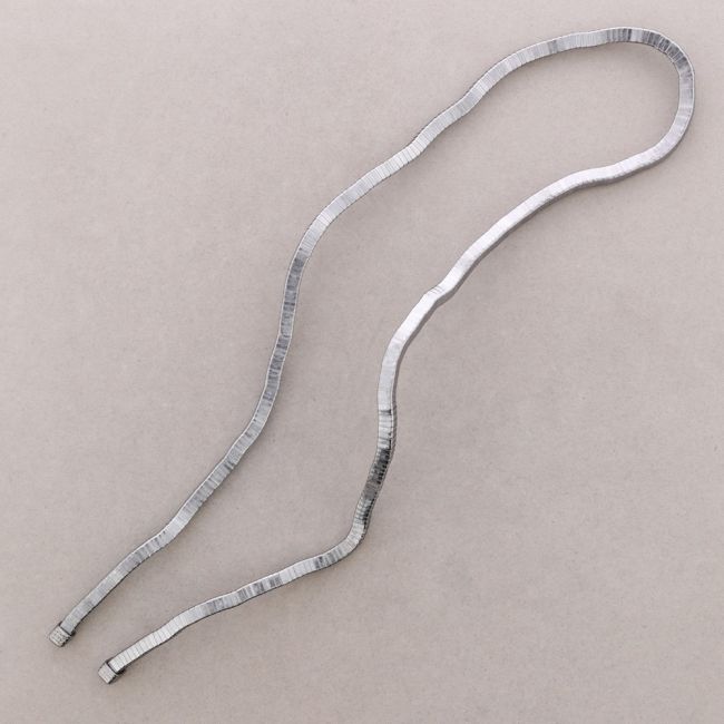 COLLAR ABIERTO FLEXIBLE CUADRADO METAL