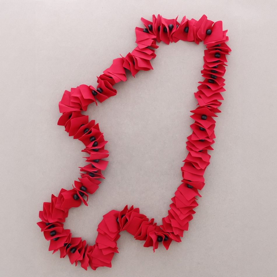 LONG NECKLACE WITH BALL BEADS AND POLYESTER FABRIC 1.2M
