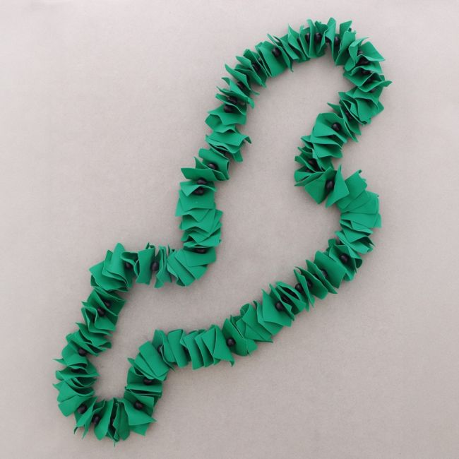 COLLAR LARGO CUENTAS BOLAS TELA POLIÉSTER 1.2M
