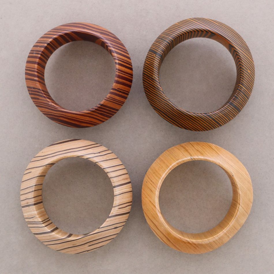 PULSERA RÍGIDA IRREGULAR MADERA