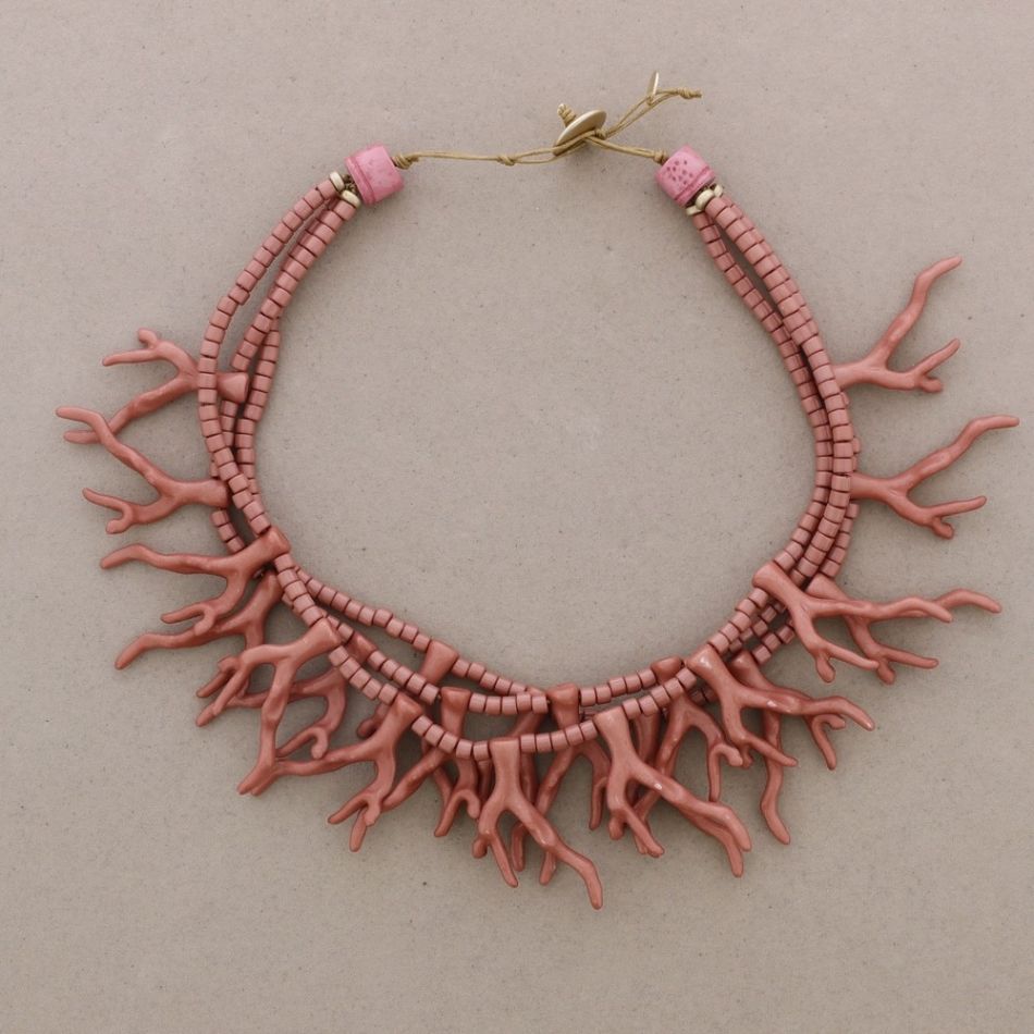DOUBLE CORAL BEAD SHORT NECKLACE